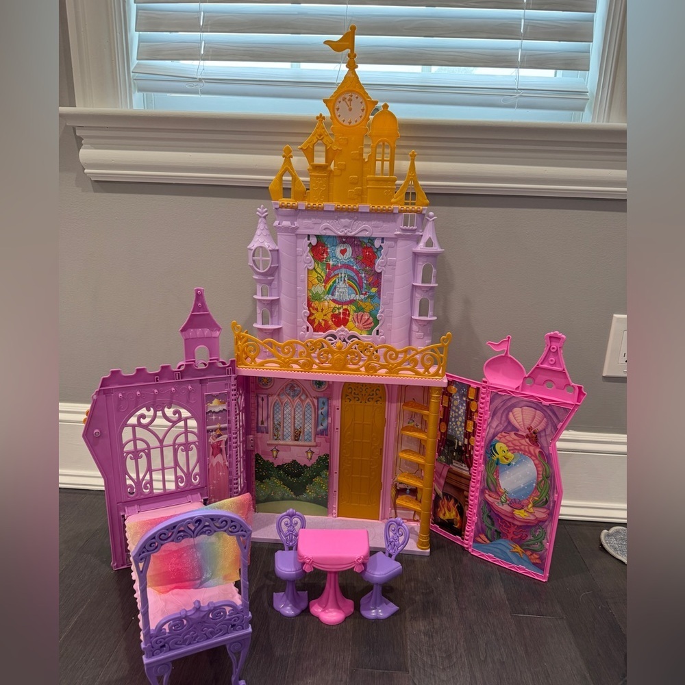 Disney Princess Fold N Go Celebration Castle Playset Toddler Kids Girls - Picture 1 of 10